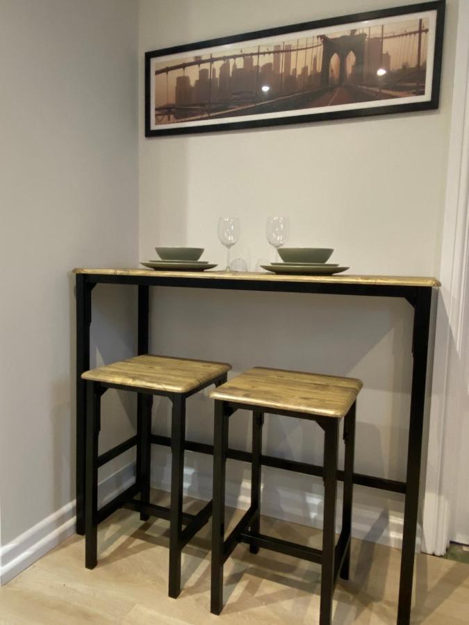 Lovely Spacious Loft Close To Train Station Worthing Exteriér fotografie