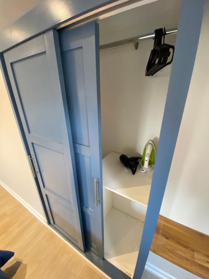Lovely Spacious Loft Close To Train Station Worthing Exteriér fotografie