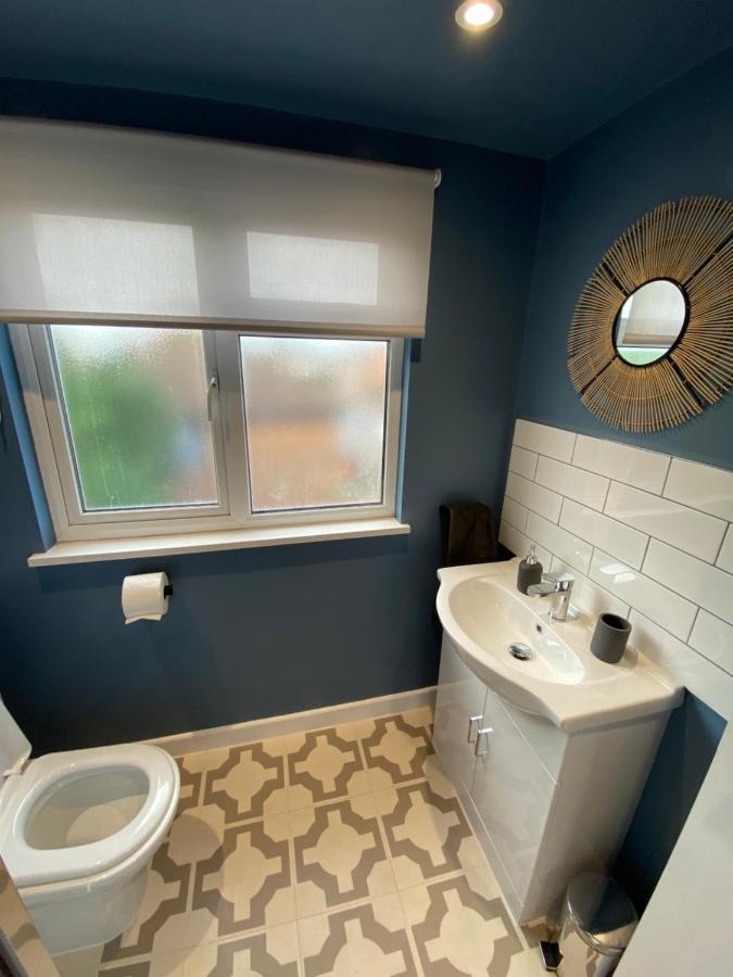 Lovely Spacious Loft Close To Train Station Worthing Exteriér fotografie